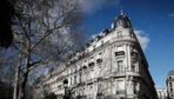 epstein in paris: die unerträgliche leichtigkeit des verbrechens