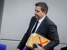 die deutschen arbeiten genug: dgb-chefin geht auf distanz zu klingbeil