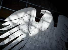 Grund sind Sondervermögen: Staatsdefizit steigt auf gut 127 Milliarden Euro