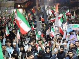 Menschenketten zum Schutz?: Mehr als 14 Millionen Iraner angeblich zum Kriegsdienst bereit