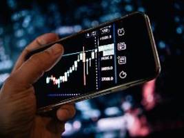 warnzeichen wahrgenommen?: anlagetipps im netz: so erkennt man seriöse finfluencer