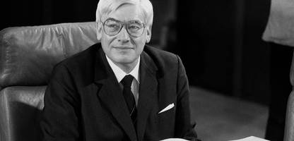 verstorbener ehemalige postminister christian schwarz-schilling: ein mann, der neuem zum durchbruch verhalf und damit widerstand provozierte