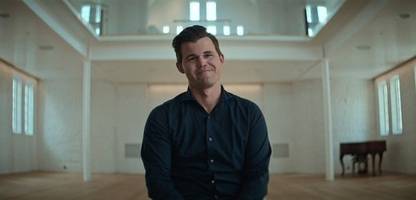 magnus carlsen gegen hans niemann: netflix-doku »chess mates« beleuchtet den schachskandal