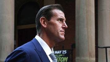 australischer kriegsheld wegen hinrichtung von gefangenen festgenommen