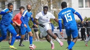 Lattenschießen und Platztänze – wie ein Hamburger Amateurclub das Internet erobern will