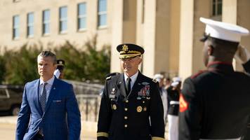 Entlassener US-Armeechef fordert Anführer mit Charakter