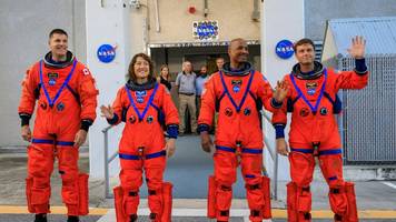 189 verschiedene speisen, 5 pikante saucen: das essen die artemis 2-astronauten im all