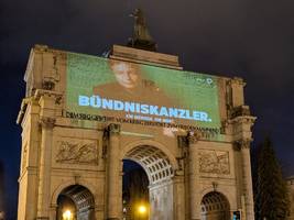 Politik in München: Illegale Habeck-Projektion am Siegestor: Grüne müssen Bußgeld bezahlen