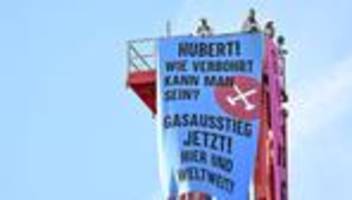 gas-bohrung am ammersee: durchsuchung nach anti-gas-protest - karlsruhe eingeschaltet