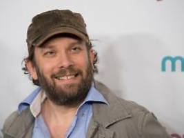 Schon wieder neu vergeben?: Christian Ulmen mit unbekannter Frau gesichtet