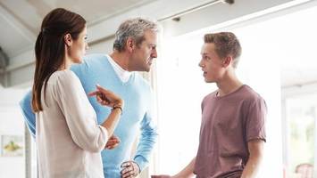 Toxische Eltern: Wann Kinder den Kontakt abbrechen sollten