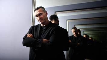 intime gespräche mit „wladimir klitschko“ – identitätsklau bei hamburger ngo