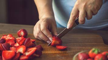 Wer ein wenig Salz über Erdbeeren gibt, erlebt eine geschmackliche Überraschung