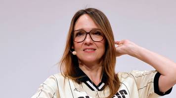 Debatte um digitale Gewalt: Carolin Kebekus ist „positiv überrascht“