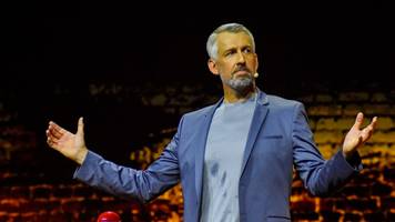 „tv total“ muss sich im quotenduell dsds geschlagen geben