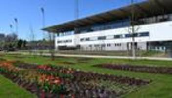 das gelände soll aufblühen: stadtpark statt rennbahn - landesgartenschau startet