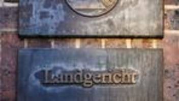 Prozesse: Frau mit Fleischerbeil getötet? - Angeklagter schweigt