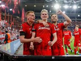 dickes polster fürs rückspiel: sc freiburg rauscht torreich richtung halbfinale
