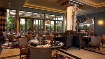 hotel de rome setzt weiter auf italienische küche