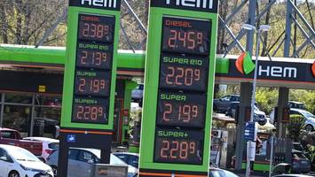 Preisschock an der Tankstelle: Wenn Autofahrer die rechte Spur für sich entdecken