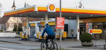 spritpreise sinken minimal – benzin 3 cent günstiger