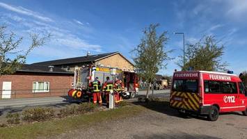 Feuer in Monteurhotel: Bundesstraße 4 muss für Einsatz gesperrt werden