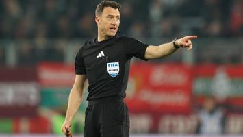 fußball-wm mit 52 schiedsrichtern – einer kommt aus deutschland