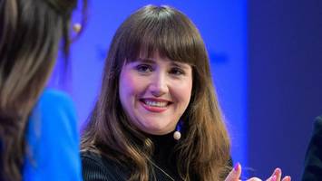 ricarda lang ist begeisterte joggerin – und steckt sich sportliches ziel