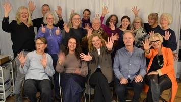 „Kunst direkt vor der Haustür“: Ahrensburger Innenstadt wird zur offenen Galerie