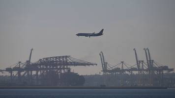 ober-mullah mit neuer botschaft: iran hat die welt verblüfft