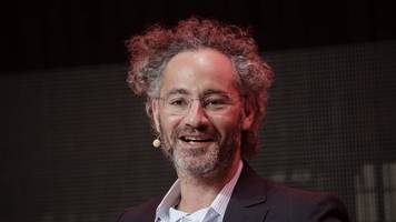 palantir-ceo alex karp sagt, dass im zeitalter der ki nur zwei arten von menschen erfolg haben werden: facharbeiter – „oder man ist neurodivergent“