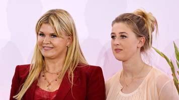 musste irgendwas machen: tochter gina spricht über zeit nach michael schumachers unfall