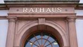 Finanzen: Hohe Kassenkredite: Landkreistag um Kommunen besorgt