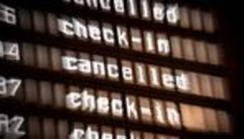 Tarifkonflikt: Flugbegleiterstreik – Flüge in Hannover und Bremen entfallen