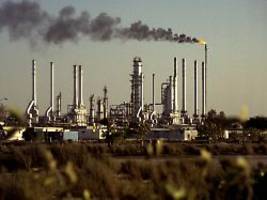 Expertin Kemfert zu Preisschock: Es wird Monate dauern, bis sich die Lage einpendelt