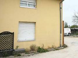 Grausamer Fund in Frankreich: Vater soll Sohn monatelang in Lieferwagen eingesperrt haben