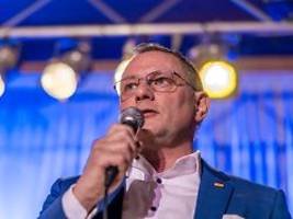 klausurtagung in cottbus: afd singt karaoke und spricht nicht über vetternwirtschaft