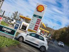 Diesel bis zu sieben Cent runter: Spritpreise sinken weiter deutlich