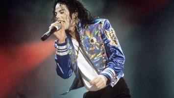 Missbrauch? „Zweite Familie“ erhebt schwere Vorwürfe gegen Michael Jackson