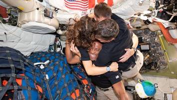 Wie ein Ritt „auf einem Feuerball“: „Artemis 2“-Crew vor Landung angespannt