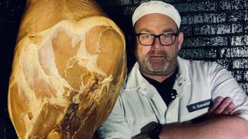 Spargelzeit! Und dieser Mann liefert einen der besten Schinken dazu