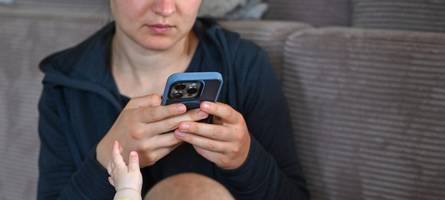 Betrugsmasche? Stadt Augsburg warnt vor Fake-SMS zu Verkehrsverstößen