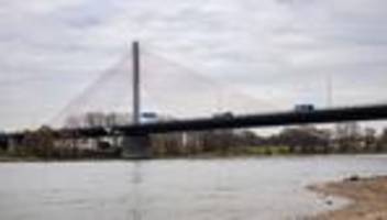 Einbau von Lastsensoren: Rheinbrücke Bonn von Samstagabend bis Sonntagabend gesperrt