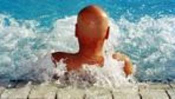 Wir Freitagsmänner von Hans-Gerd Raeth: Hitzewallung nicht ausgeschlossen