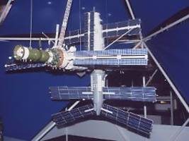 mondlandung und raumstation: russland fällt in der raumfahrt weit zurück