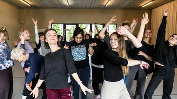 Berliner Choreografin und Forscher kooperieren bei „Science on the Dance Floor“