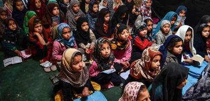 afghanistan: brief eines mädchens über schulverbot - »ihr sollt wissen, dass es mich gibt«