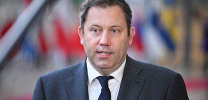 lars klingbeil (spd) fordert markteingriffe zur senkung der spritpreise