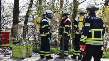 flasche mit hochexplosiver säure? mysteriöser fund sorgt für alarm
