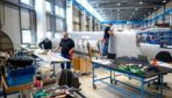 Airbus Repair Center: Besondere Werkstatt: Wie kaputte Flugzeuge repariert werden